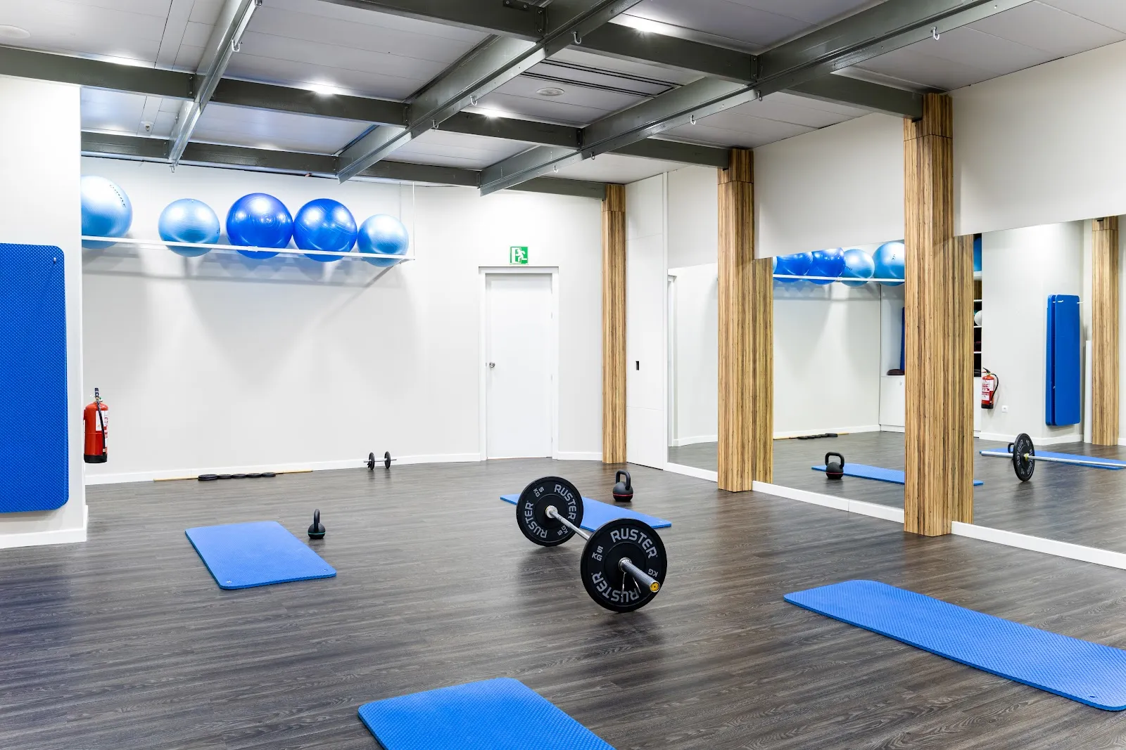 Clínica de Fisioterapia en Jaén | The Fisio Clinic | + Podólogo — entrenamiento personal-studio en Jaén — 3