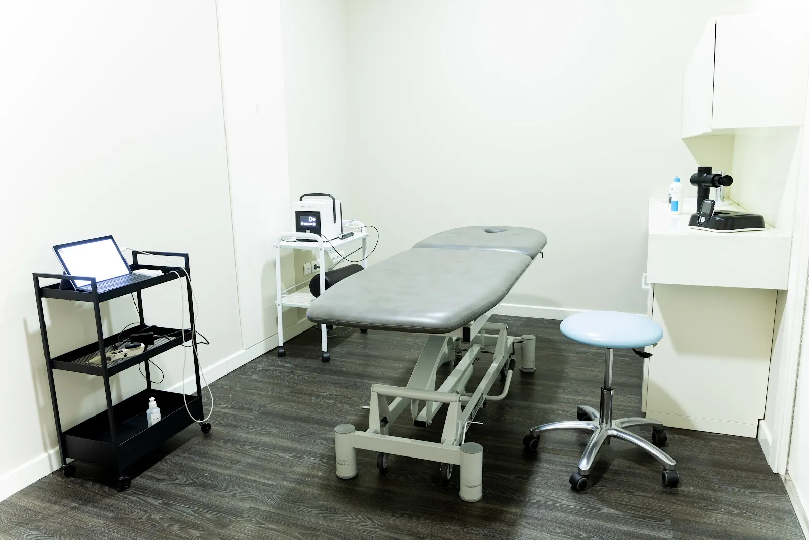 Clínica de Fisioterapia en Jaén | The Fisio Clinic | + Podólogo — entrenamiento personal-studio en Jaén — 4
