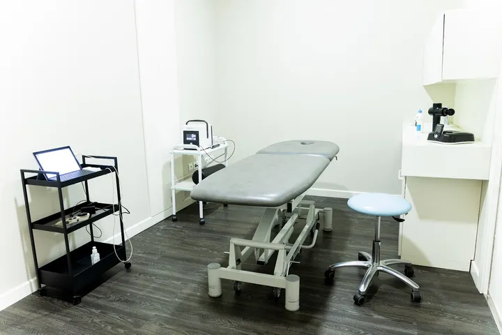The Fisio Clinic El Corte Inglés — entrenamiento personal-studio en Jaén — 4