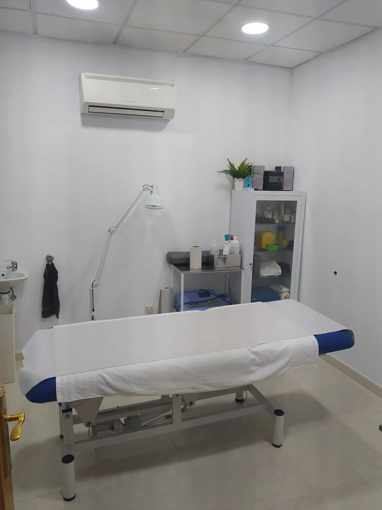 Equilibrarte Salud - Clínica de Fisioterapia y Pilates, Psicología y Podología en Alcorcón — pilates-studio en Alcorcón — 3