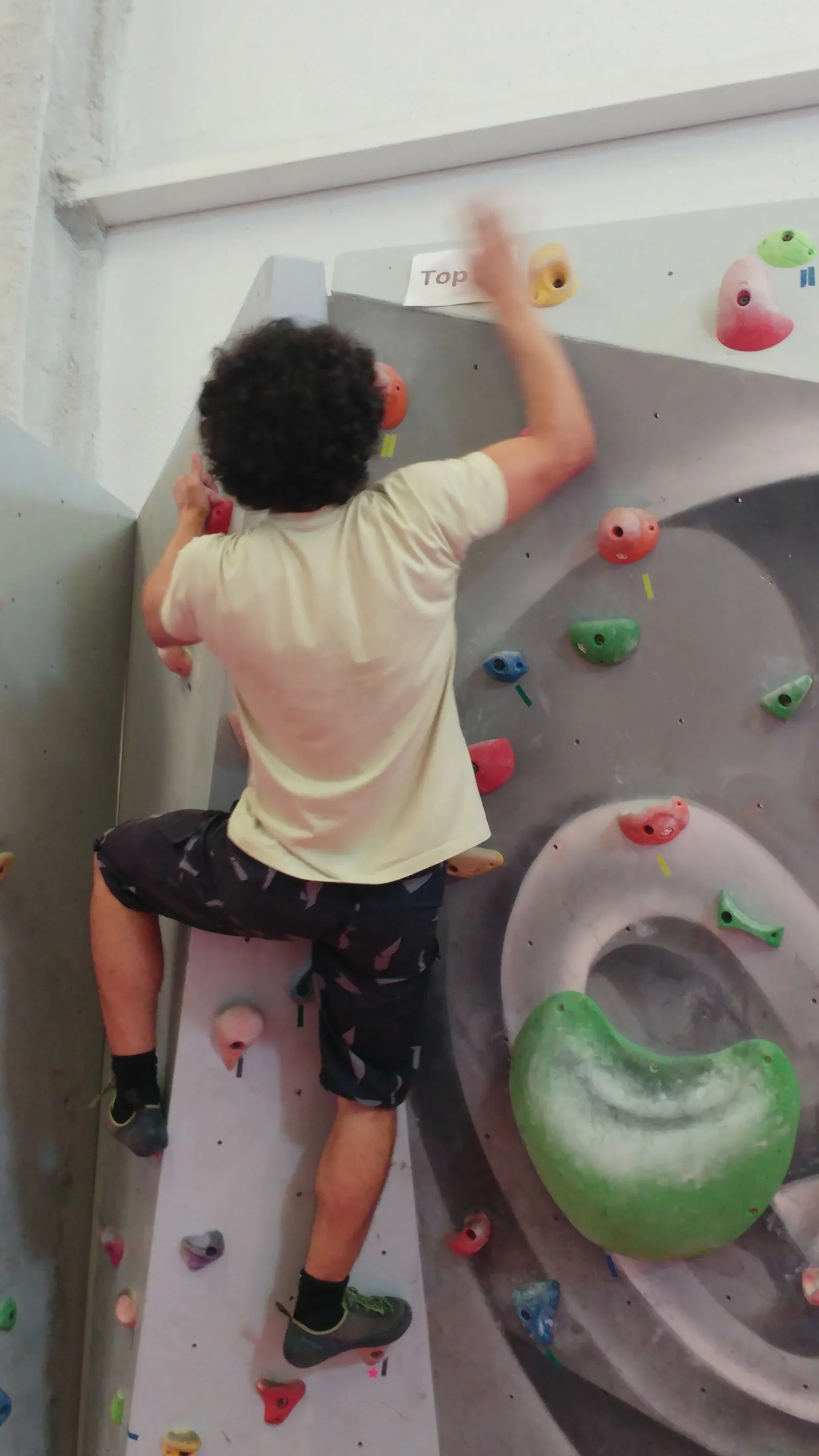 Bulder Gravedad Zero — escalada-studio en San Vicente del Raspeig — 3