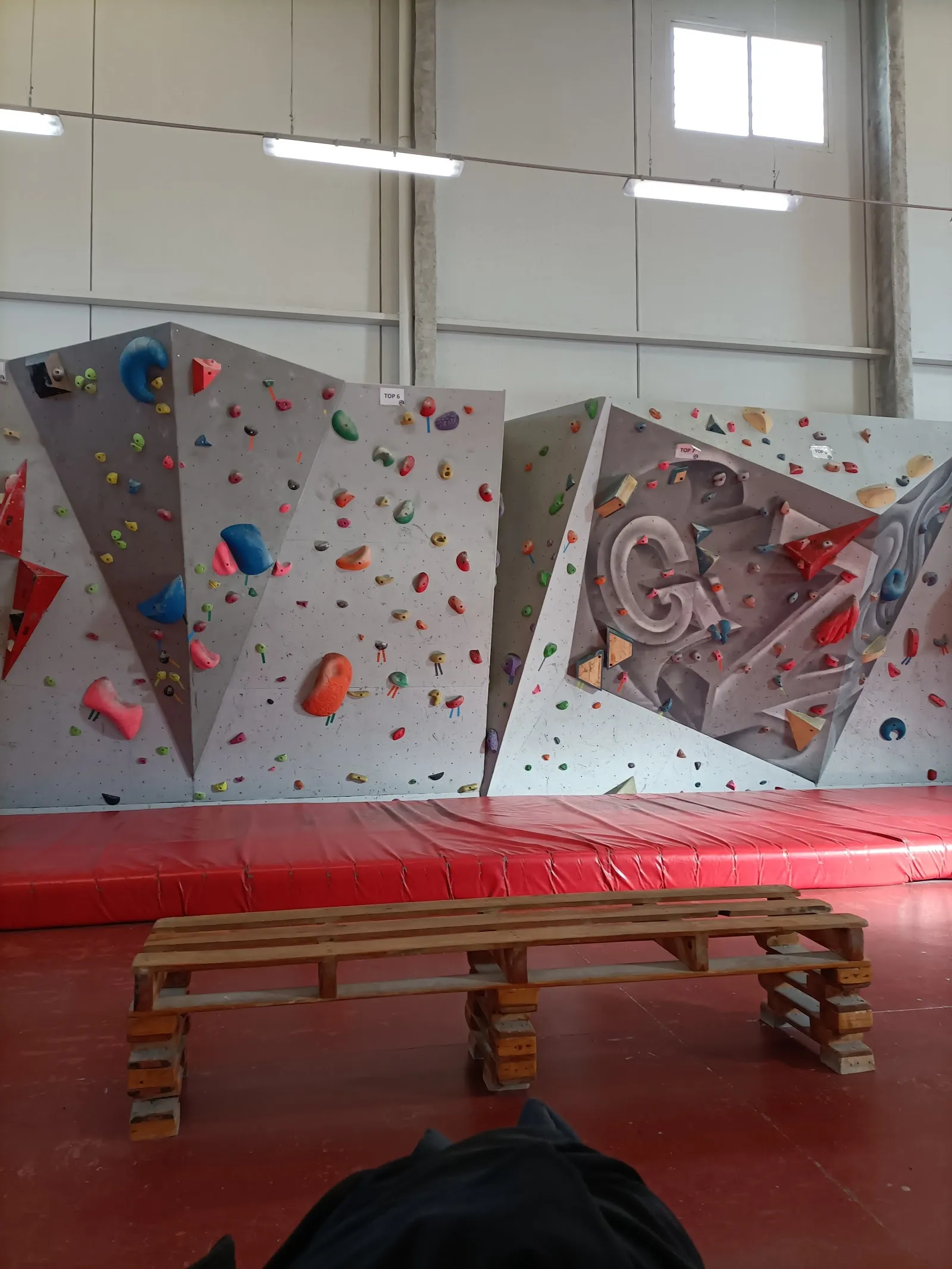 Bulder Gravedad Zero — escalada-studio en San Vicente del Raspeig — 4