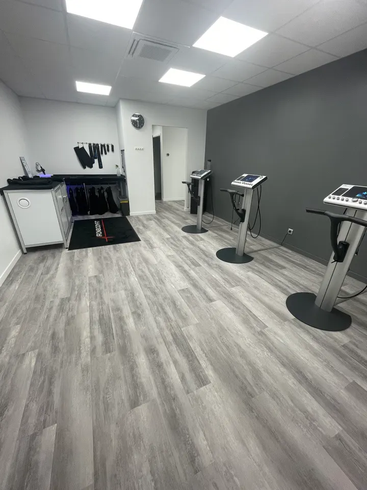 Iron Bodyfit Saint-Maximin — salle de fitness-studio aux Haies, Saint-Maximin — 3