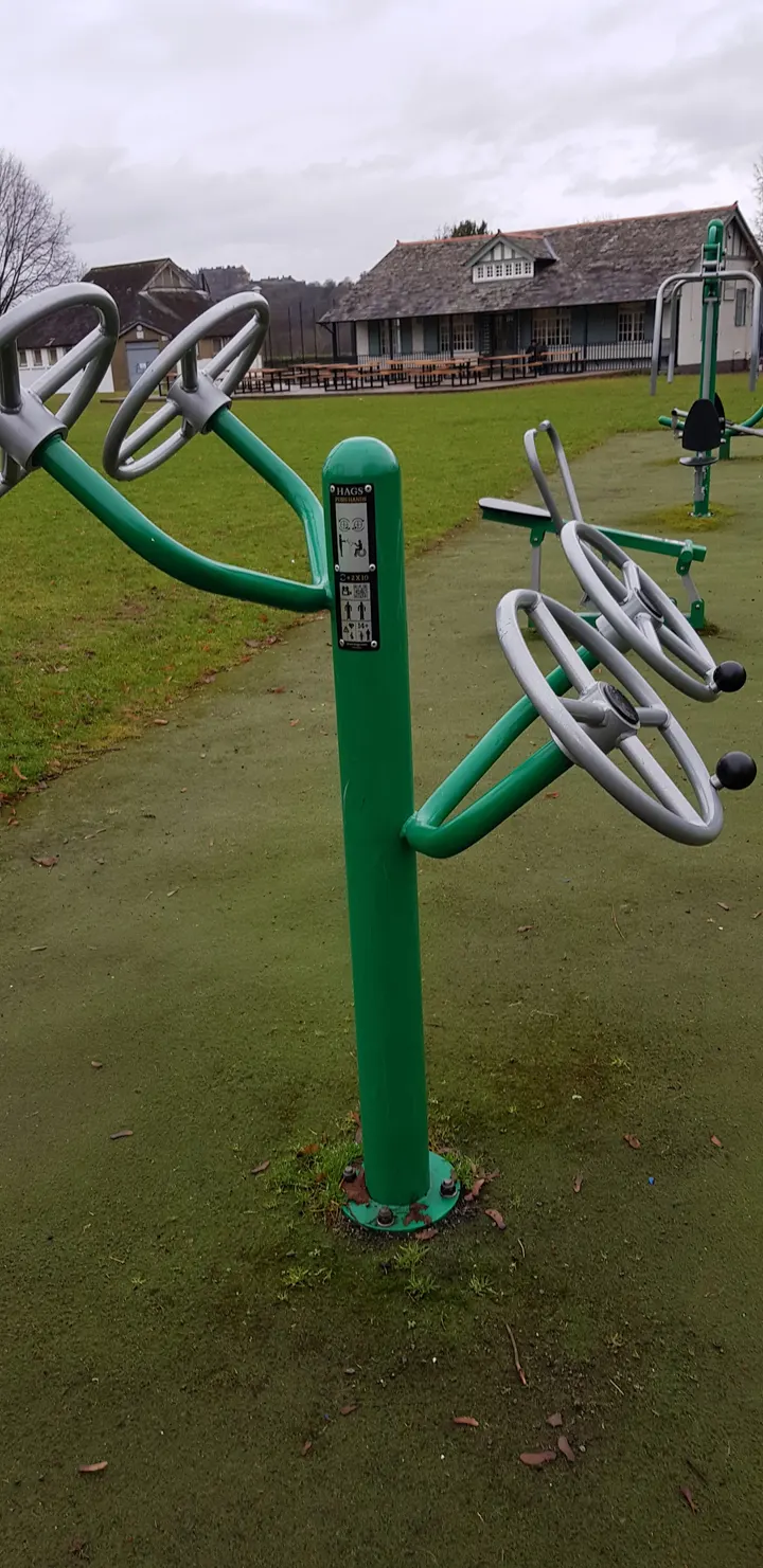 Outdoor Gym (Kings Park) — fitness studio in St Ninians, Stirling — 3