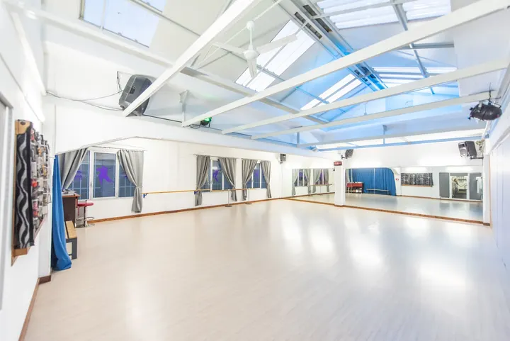 Scuola di Danza Olympus Ballet — Danza a Sestri Ponente, Genova