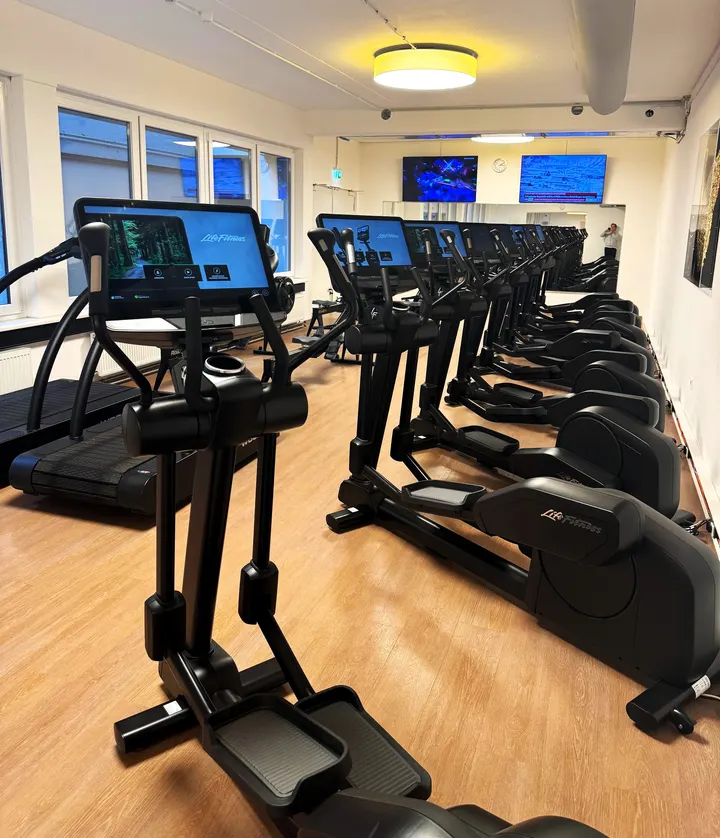 Arabella Fitness Arabellapark — fitnessstudio in Bogenhausen, München — 2