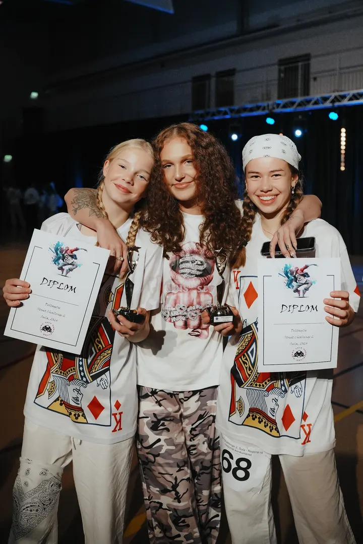 Molde Orientalske Danseskole Lisa Eikrem — dans-studio i Tornes I Romsdal — 3