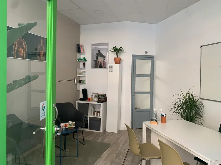 Dime Qué Como - Centro Deportivo — estudio de fitness-studio en Valencia — 3