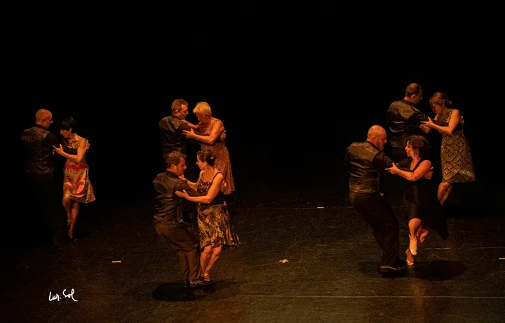 Elisa Escuela de Danza — baile-studio en Centro Este, Oviedo — 3