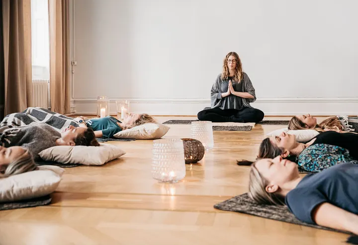 Energivibbar | Emma Blondell — yoga-studio i Malmö — 5