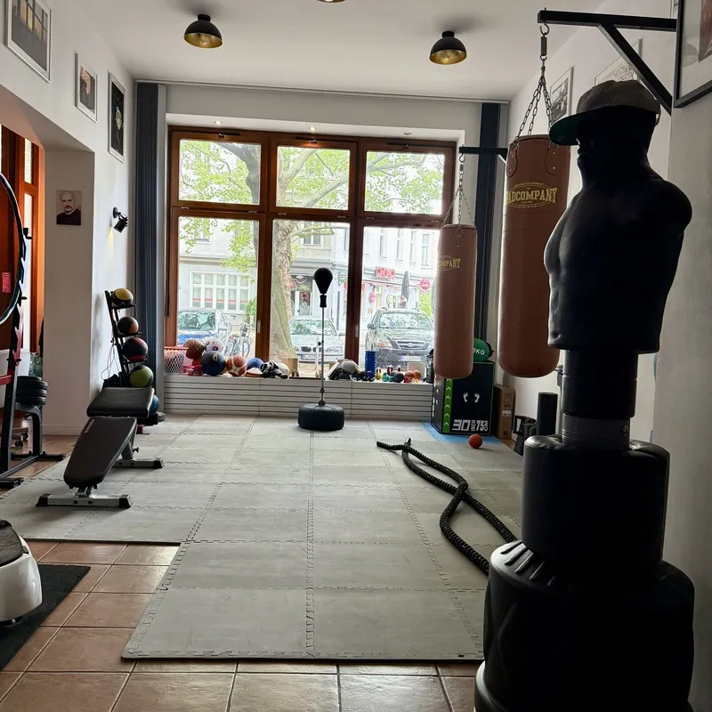 Hadi Zalzadeh - Trainings- und Coachingkonzepte — pt-studio i Berlin — 2