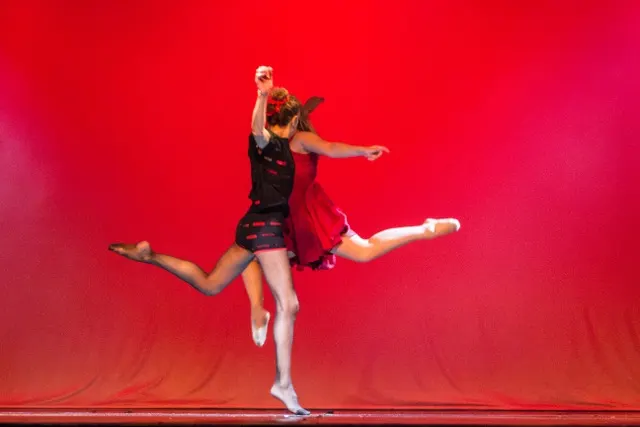 Art et Rythmes — danse-studio à Luynes, Aix-en-Provence — 3