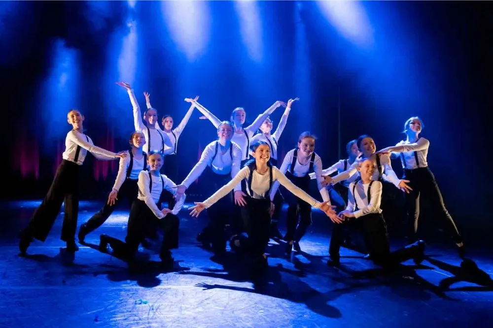 Step In Dansstudio — dans-studio i Bollmora, Tyresö — bild 2