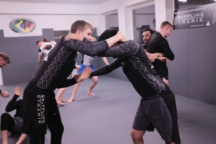 GRAPPLING-DYNAMIK | Brazilian Jiu Jitsu & No-Gi Grappling — Kampfsport in Heerdt, Düsseldorf