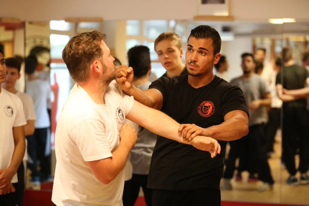 TA WingTsun Fachschule für Selbstverteidigung Laatzen — kampfsport-studio in Laatzen — 4