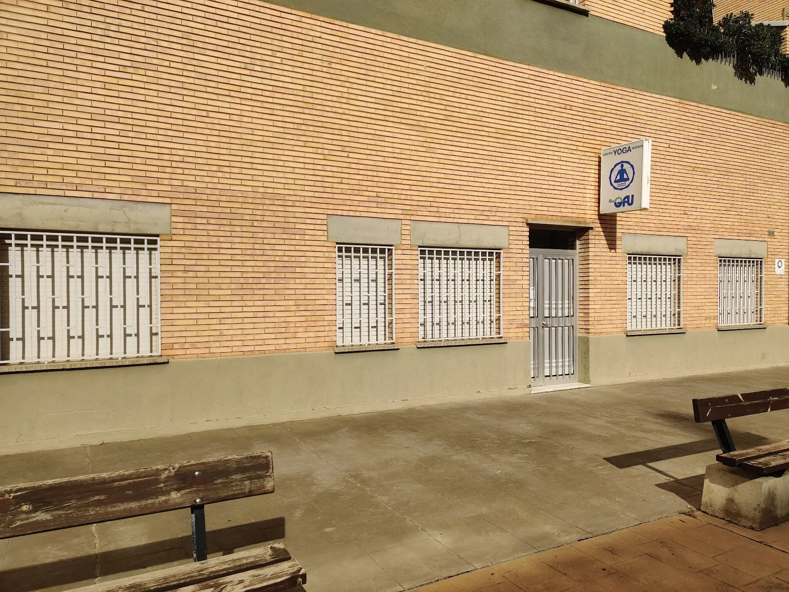 ASOCIACIÓN CENTRO YOGA HUESCA — yoga-studio en Huesca — 2