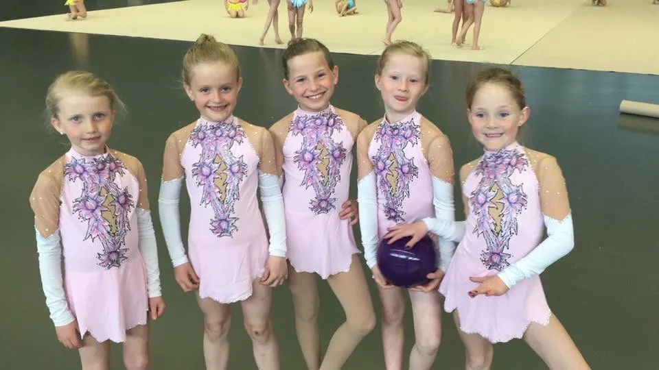 Straen Gymnastikk- Og Turnforening — treningsstudio-studio i Stavanger — bild 3
