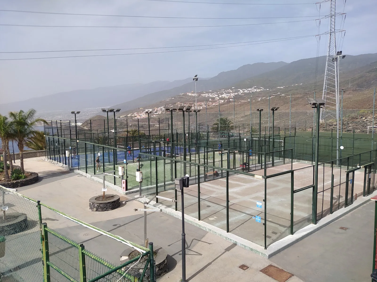 Proyect Fitness C.B. — estudio de fitness-studio en Radazul — 3