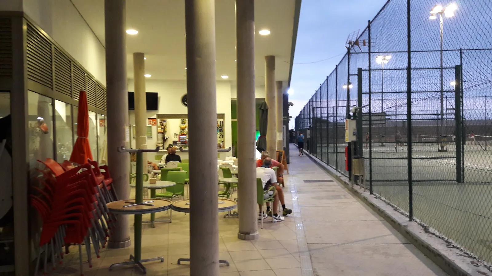 Proyect Fitness C.B. — estudio de fitness-studio en Radazul — 5