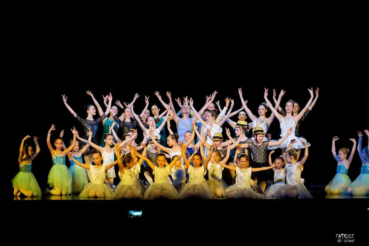 École de danse classique Brigitte Hermetz — danse-studio à Xavier Marmier, Besançon — 3