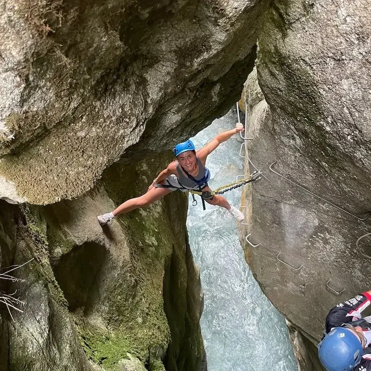 aKroche Climbing | Climbing Guide in Granada — klättring-studio i Granada — bild 3