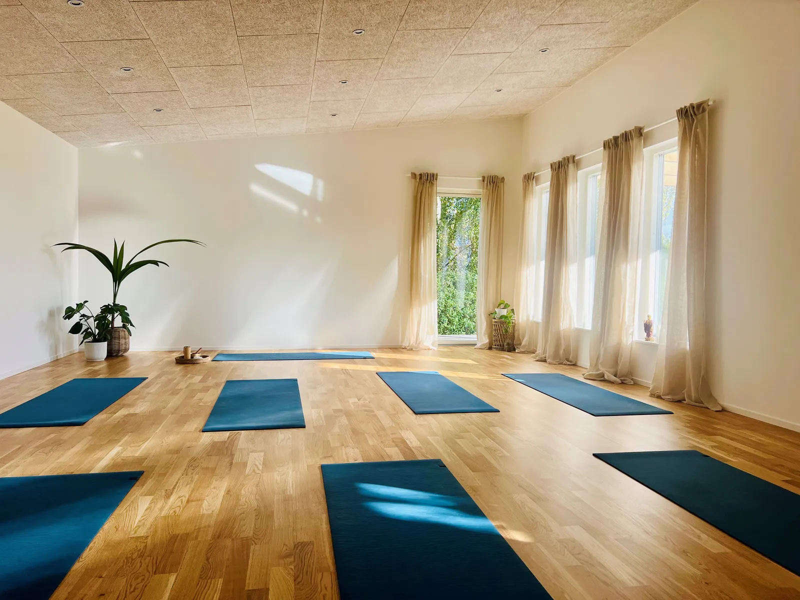 YOGALY - Yogastudie i Skærbæk — yoga-studio i Skærbæk — bild 3