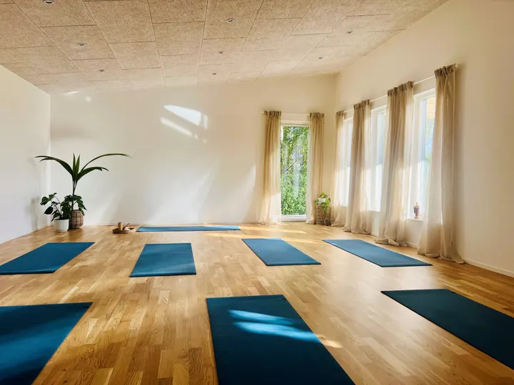YOGALY Yogastudie — yoga-studio i Skærbæk — 3