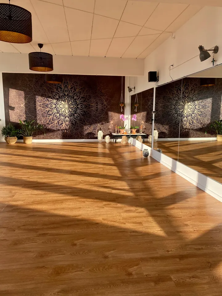 Nam Yoga — yoga-studio i Kastrup, København — 2