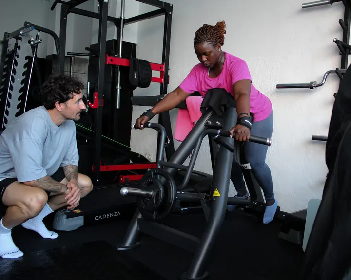 RF | Entrenador Personal | Entrenamiento Fitness — Estudio de fitness en Perines, Santander