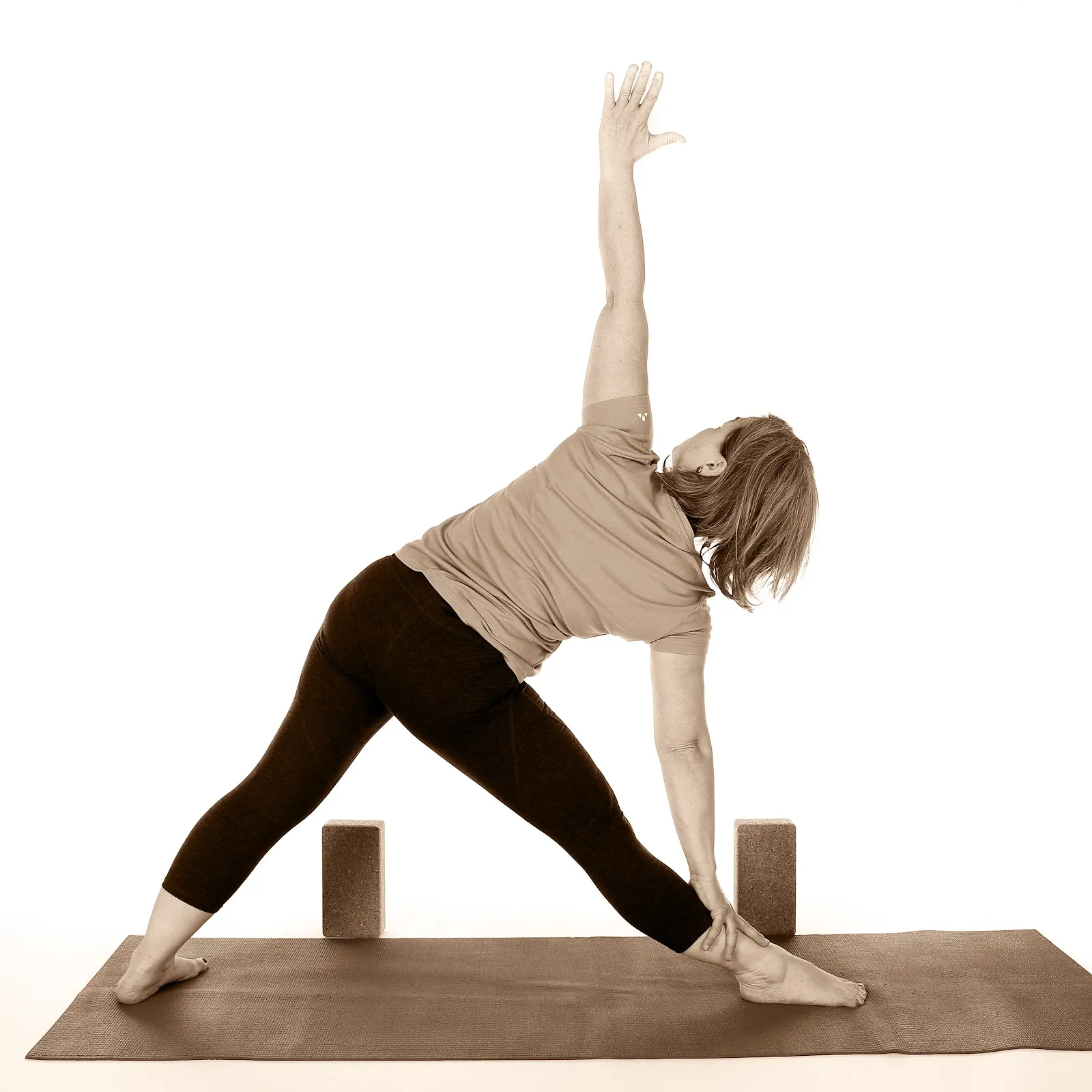 Yoga-Schritte Claudia Salzbrunn Yogalehrerin — yoga-studio in Ravensburg — 5