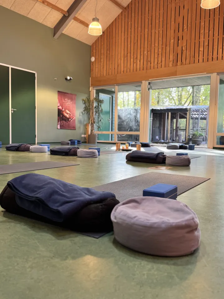 Yoga Mission Boerderij — Yoga in Vathorst-De Velden, Amersfoort
