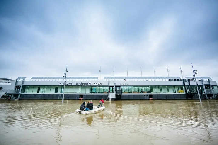Piscine Joséphine-Baker — Salle de fitness à Paris 13e Arrondissement, Paris