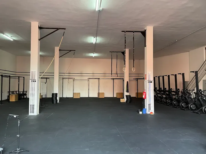 Newfit Box - Weightlifting and Crosstraining — CrossFit en El Coromoto, La Laguna