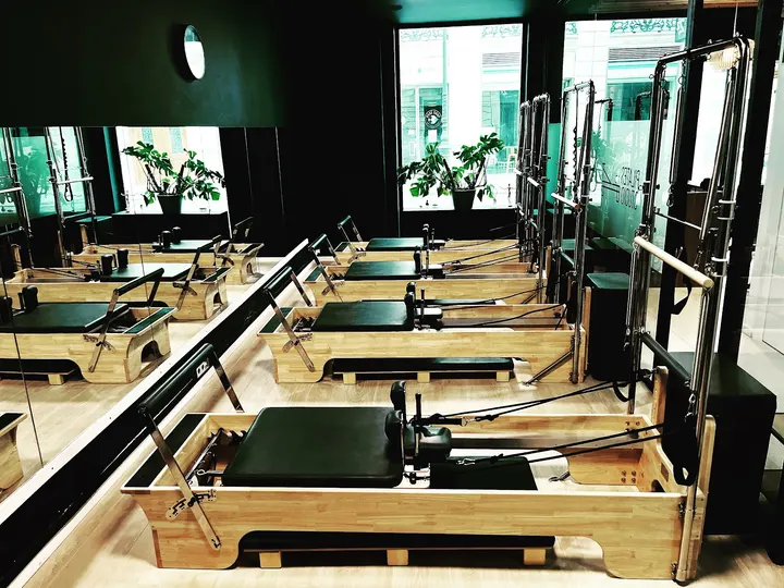 Stone Ayuntamiento - Pilates reformer & Fisio — pilates-studio en Sant Francesc, Valencia — 2