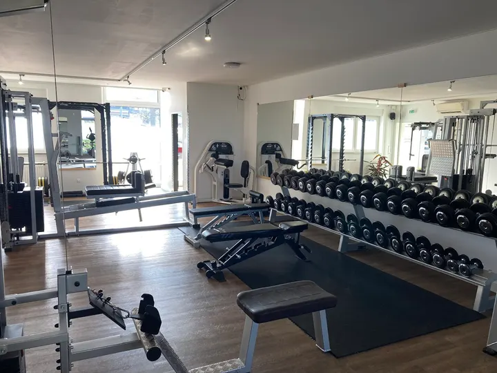 Flo's Fitness Studio — fitnessstudio in Obernkirchen — 4