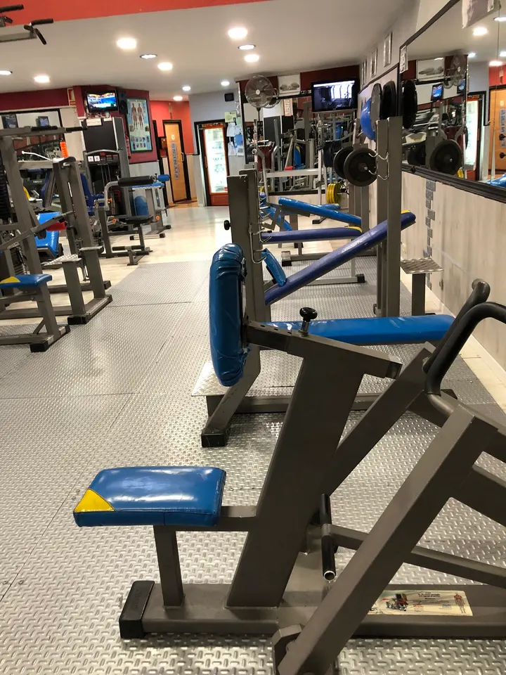 Centro Deportivo Victoria — Estudio de fitness en Sexmo de Segovia, Segovia