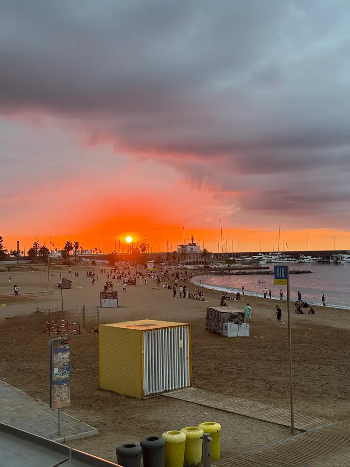 EVEREST MINDFUL THAI BOXING PARQUE DE LA BARCELONETA — Artes marciales en Ciutat Vella, Barcelona