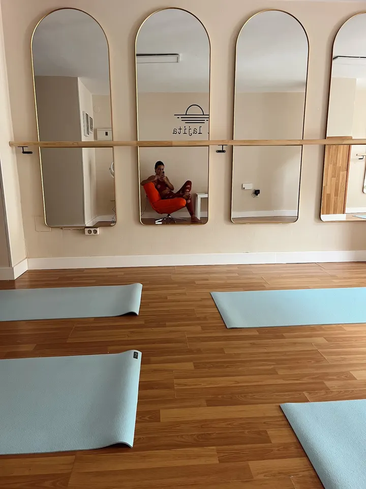 La Lajita Studio · Yoga & Barre — yoga-studio en Huelva — 5