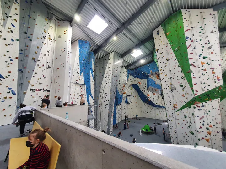 Kletterfabrik Köln — Klettern in Ehrenfeld, Köln