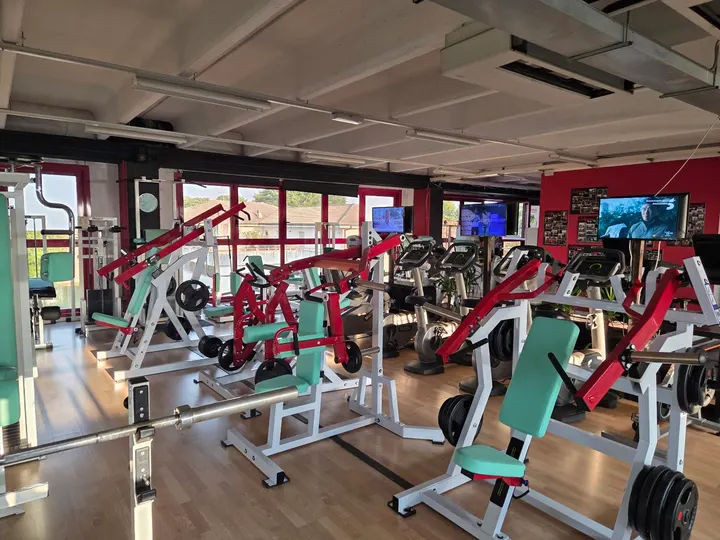 California Sport & Fitness — palestre-studio a Bellinzago Novarese — 4