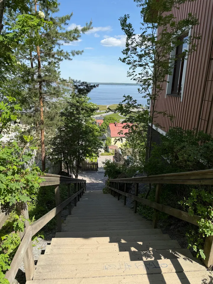 Pispalan kuningas rytyn -Portaat — Fitnessstudio – Pispala, Tampere