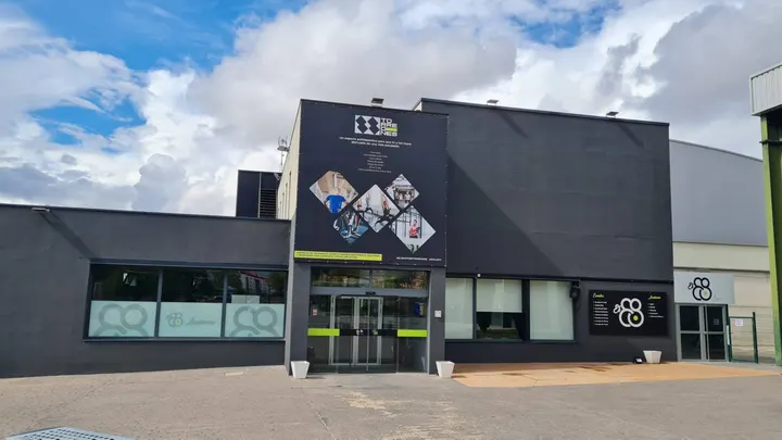 88 Sports Leisure Center Towers — Fuerza en Ávila