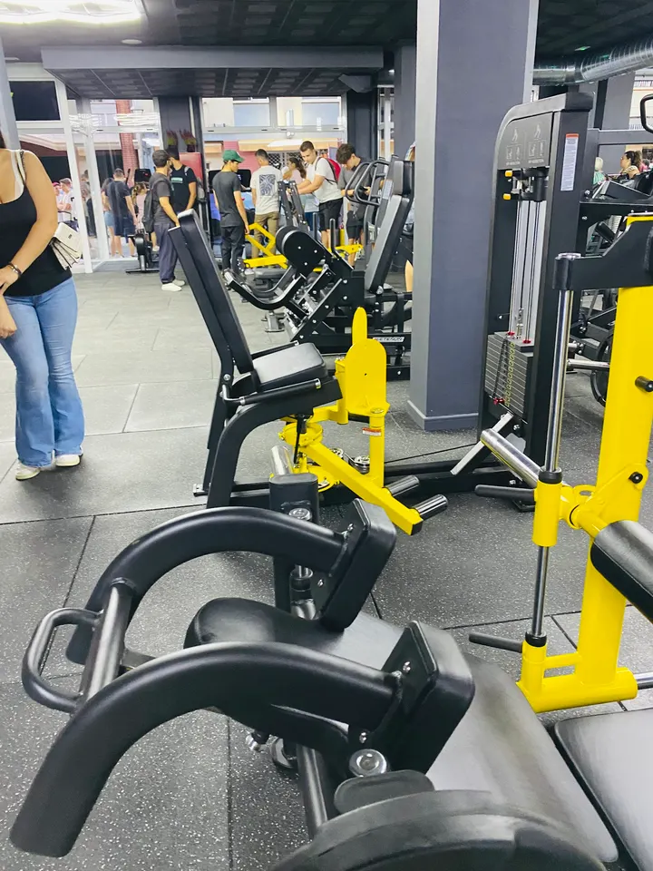 GYMNAS VELYUS — Estudio de fitness en Tortosa