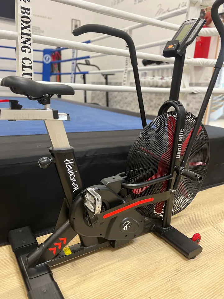 Shape and Boxing Club — boxe-studio à Saint-Cyr-en-Val — 3