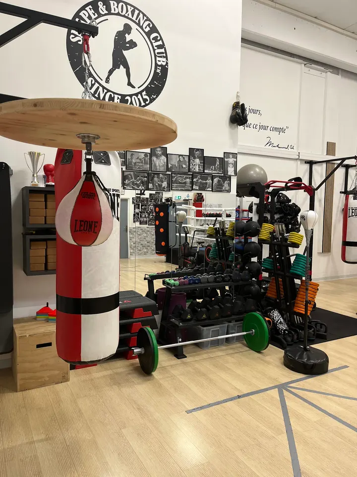 Shape and Boxing Club — boxe-studio à Saint-Cyr-en-Val — 5