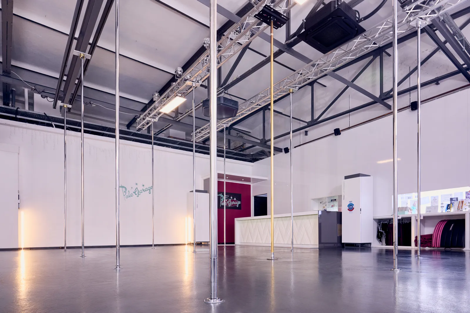 Pole Garage Hagen — dans-studio i Hagen — 3