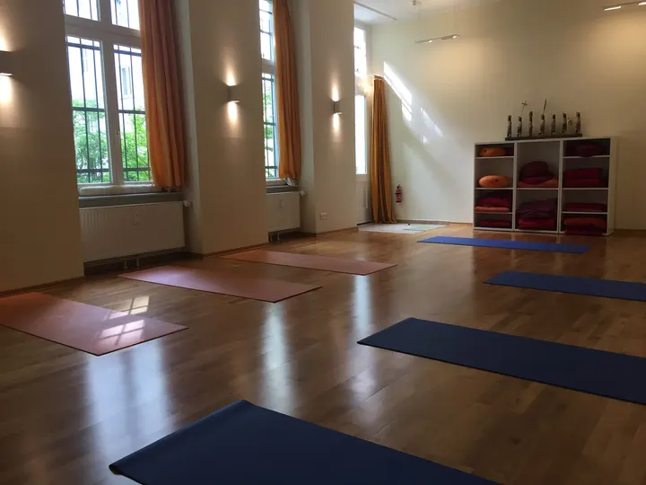 Larissa Nolof Pilatestrainerin — Pilates in Schöneberg, Berlin
