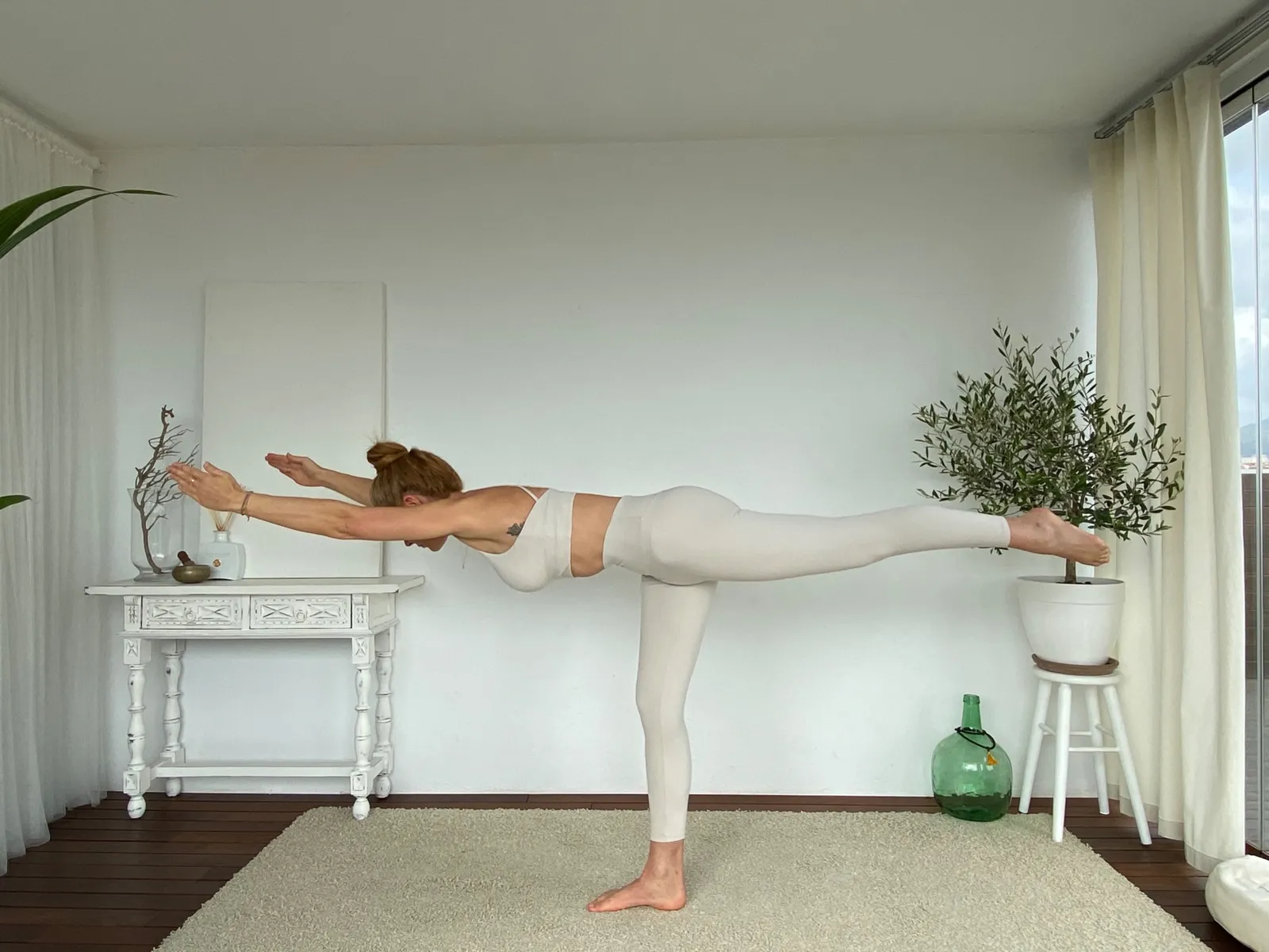 Hatha Yoga Estudio — yoga-studio en Cornellà de Llobregat — 3