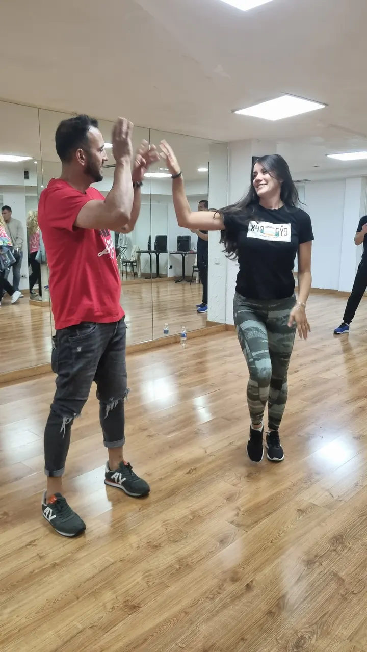 Academia de Baile Salamanca - Jenry Santos — baile-studio en Centro, Salamanca — 2