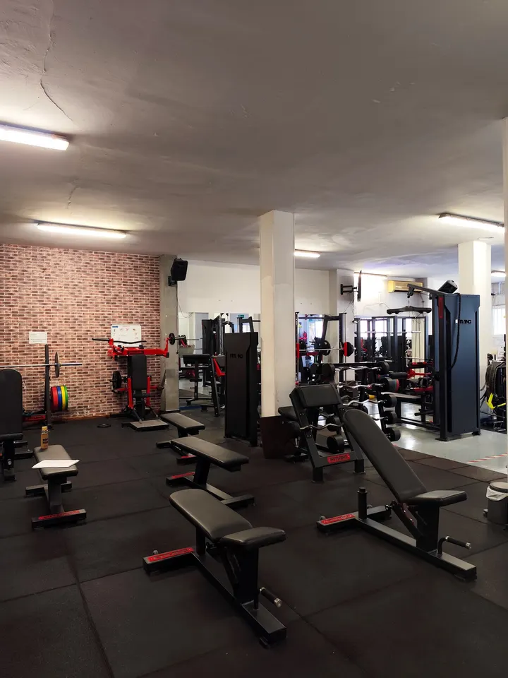Centro Deportivo Crossfight — CrossFit en Triana Este, Sevilla